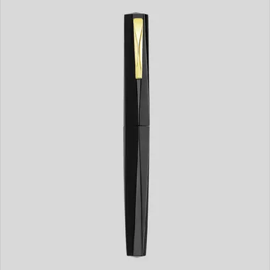 Penna Stilografica Noir Sephora: Eleganza Personalizzabile e Design Italiano